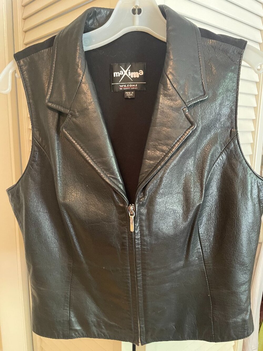Leather vest black